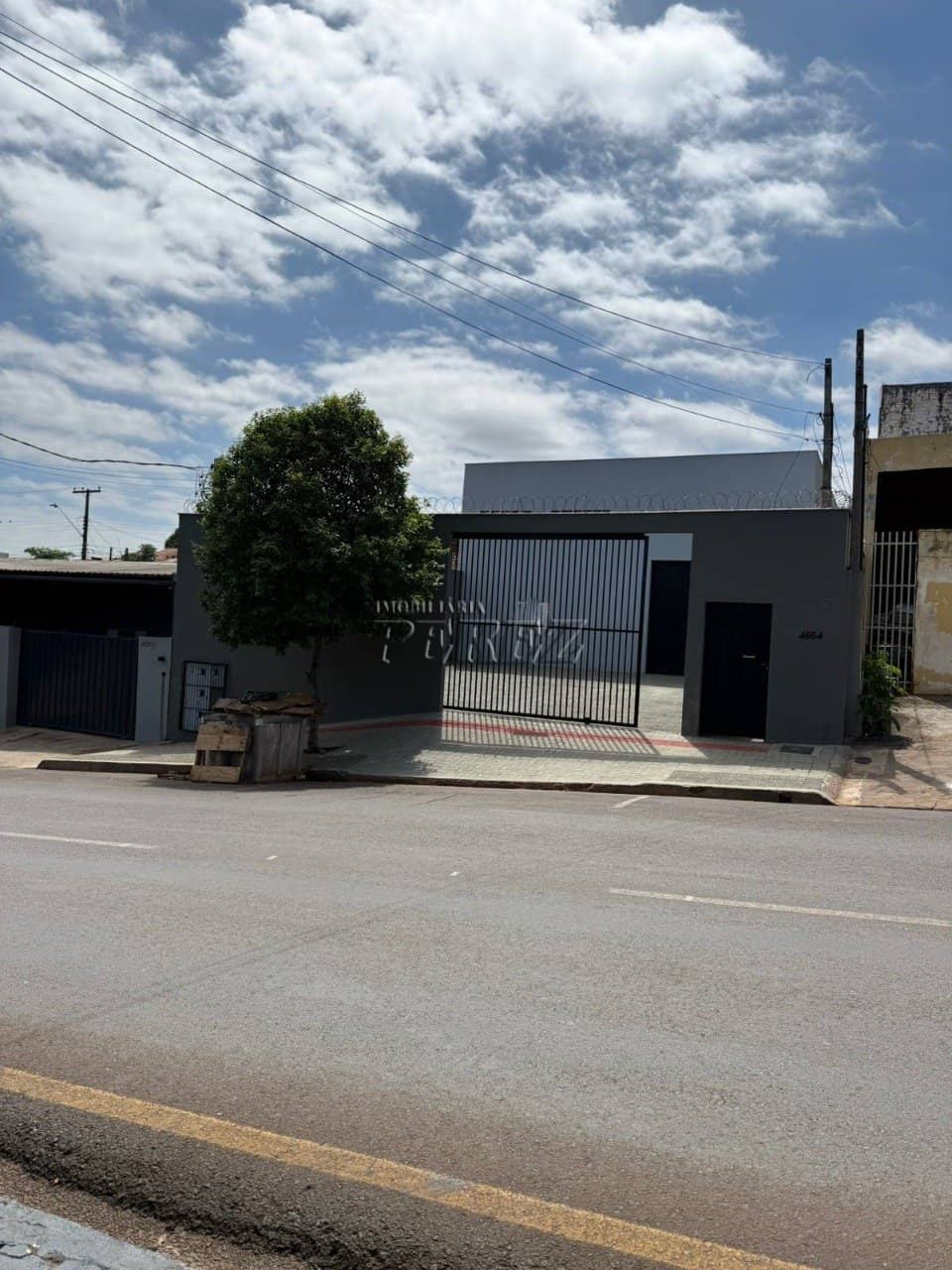 Barracão para alugar na Vila Matarazzo, no centro de Londrina - Foto 0