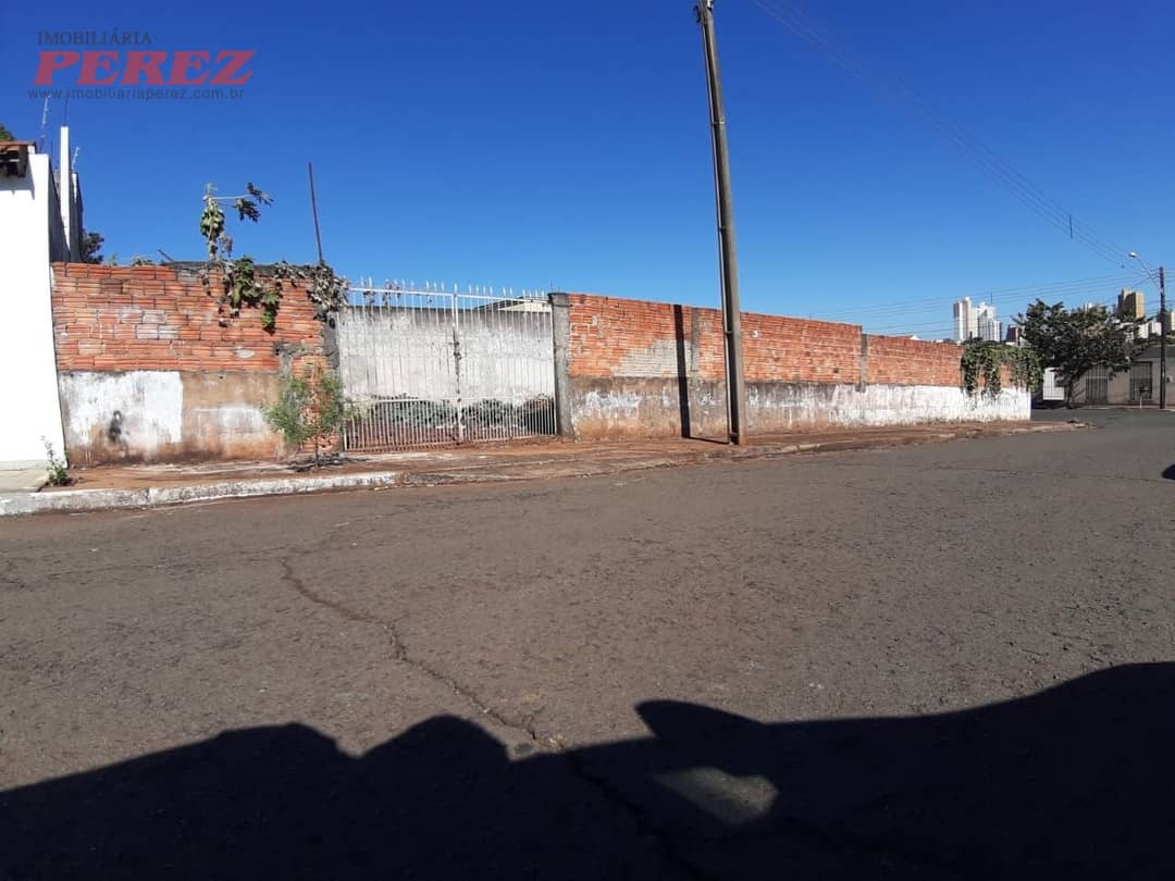 Terrenos à venda no Califórnia - Londrina/PR - Foto 1