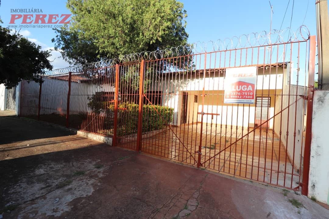 Casa à venda, completa com área gourmet e ótimo espaço para a família em Londrina! - Foto 0