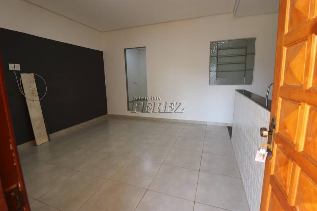 Casa para alugar no centro em Londrina - Rua Cabo Verde - Foto 1