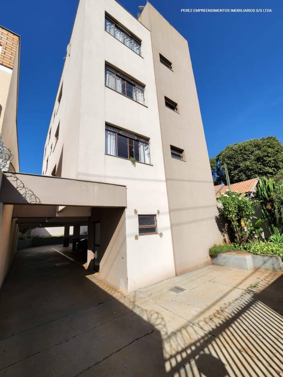 Apartamento no Edifício Nádia, de 3 quartos, 153.51 m² à venda no Vila Recreio - Londrina/PR - Foto 0