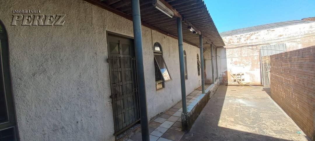 Casa, de 2 quartos, 40 m² para alugar no Jardim Do Sol - Londrina/PR - Foto 1