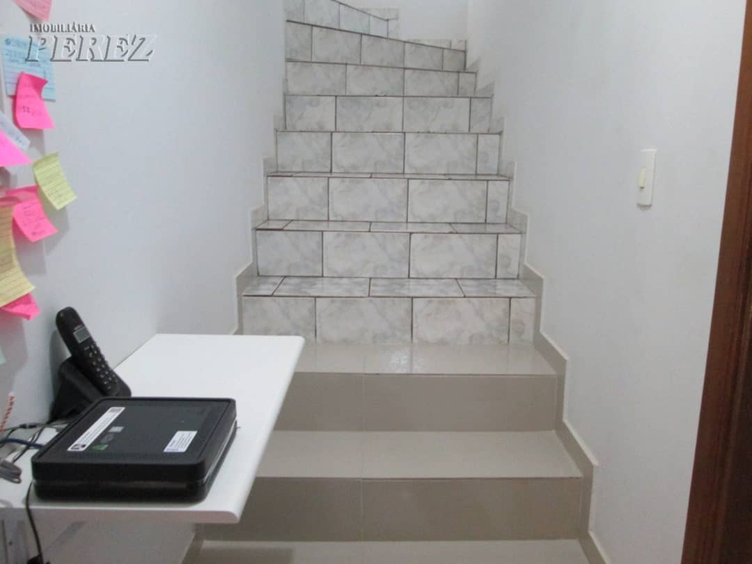 Casa, de 5 quartos, 196 m² à venda no Jardim Planalto - Londrina/PR - Foto 4