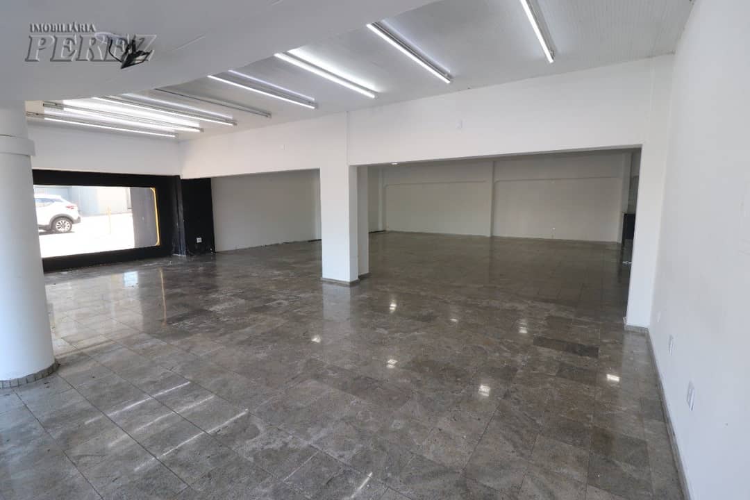 Loja comercial na avenida Juscelino Kubitscheck  esquina  no centro - Foto 1