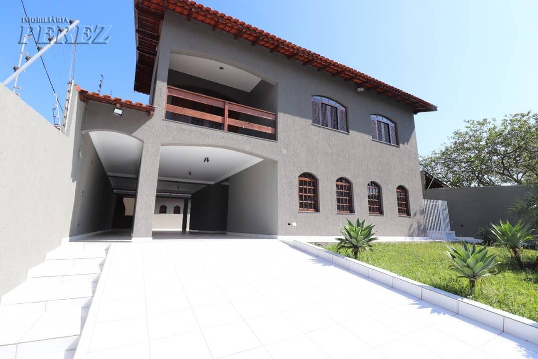 Sobrado, de 3 quartos, 265.3 m² à venda no Tatiani - Londrina/PR - Foto 1