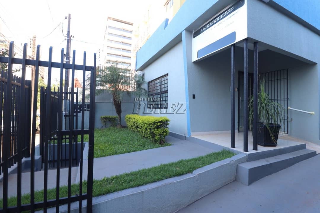 Casa, de 3 quartos, 223 m² à venda no Centro - Londrina/PR - Foto 4