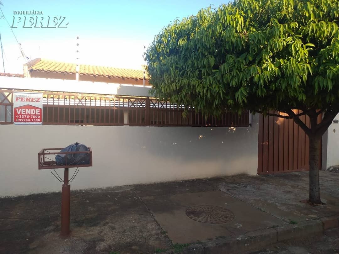 Casa, de 2 quartos, 107 m² à venda no Giovani Lunardelli - Londrina/PR - Foto 1