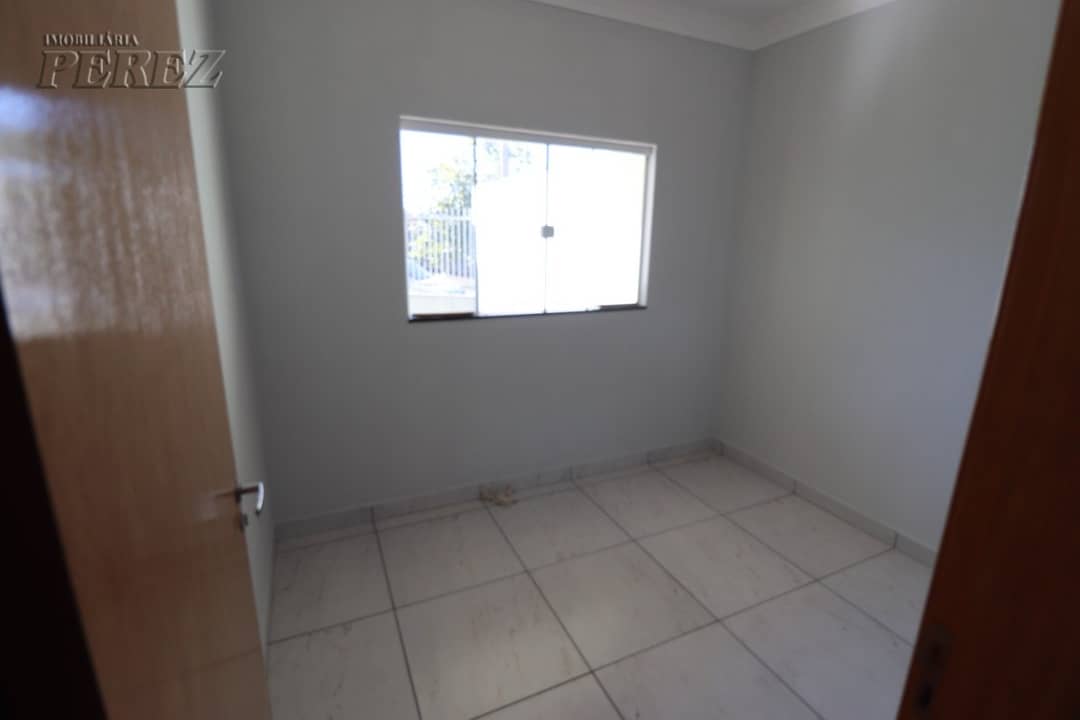 Casa a venda no Jardim Coliseu, região norte de Londrina. - Foto 4