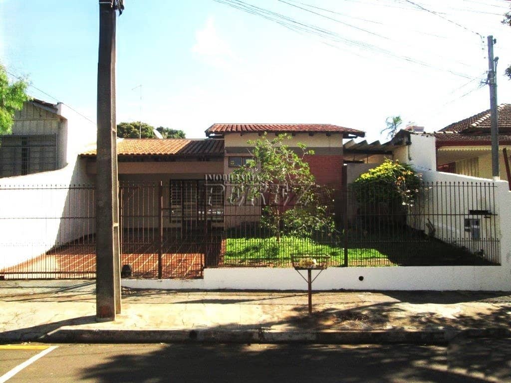 Casa à venda com Edícula Completa e Excelente Estrutura ? Conforto e Espaço para Toda a Família! - Foto 2