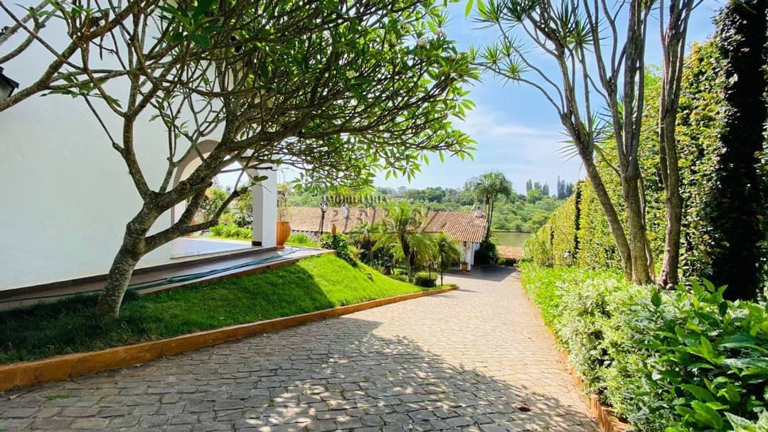 Casa, de 5 quartos, 1000 m² para alugar no Bela Suiça - Londrina/PR - Foto 3