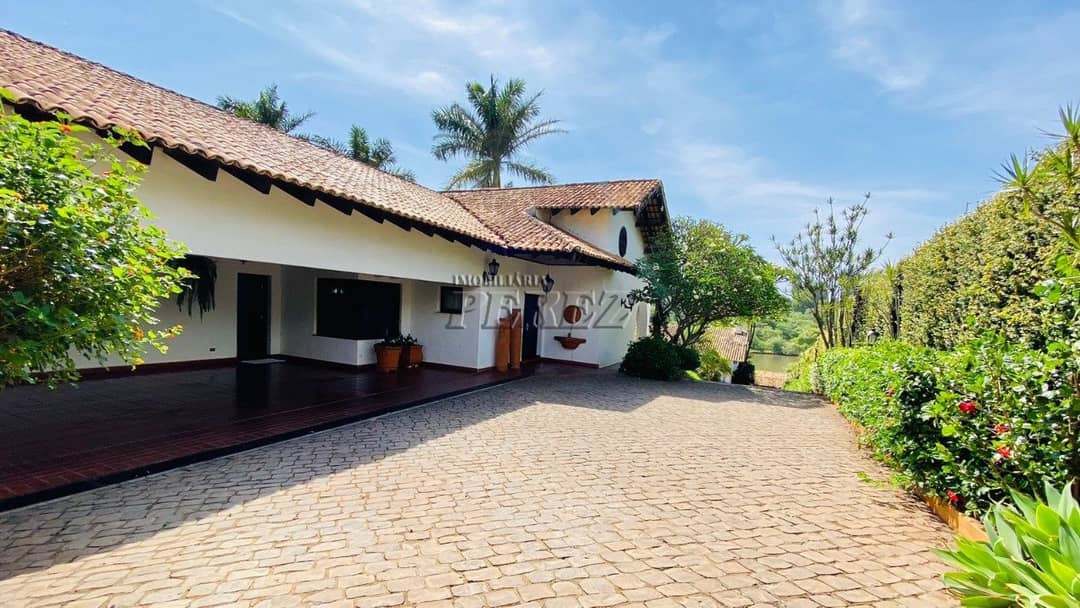 Casa, de 5 quartos, 1000 m² para alugar no Bela Suiça - Londrina/PR - Foto 2