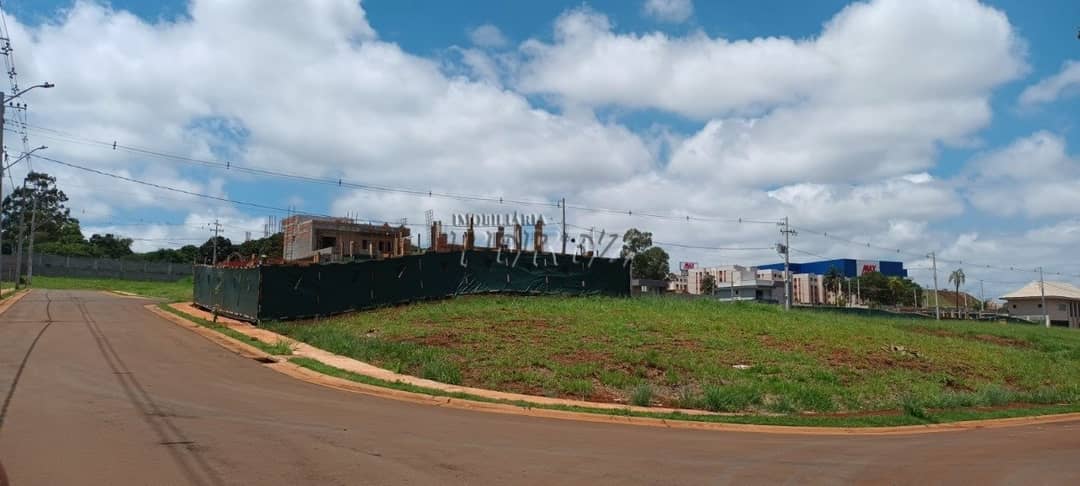 Terrenos no Condomínio Golden Park 2 à venda no Marumbi - Londrina/PR - Foto 1