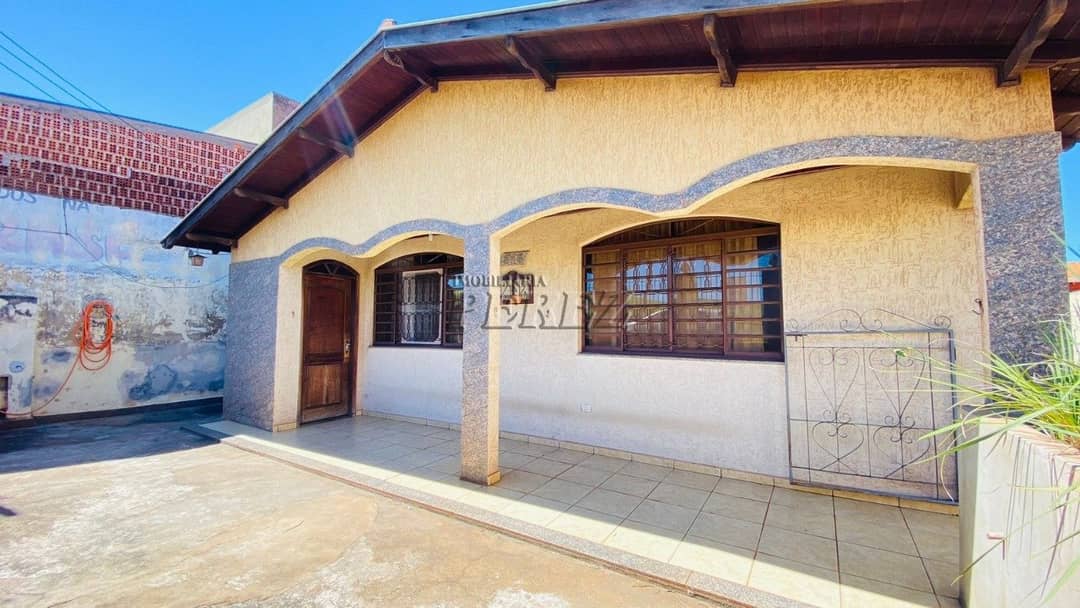 Casa, de 4 quartos, 246 m² à venda no Califórnia - Londrina/PR - Foto 2