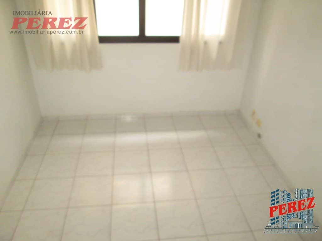 Apartamento no Edificio Napoli, de 1 quarto, 50 m² à venda no Vila Brasil - Londrina/PR - Foto 4