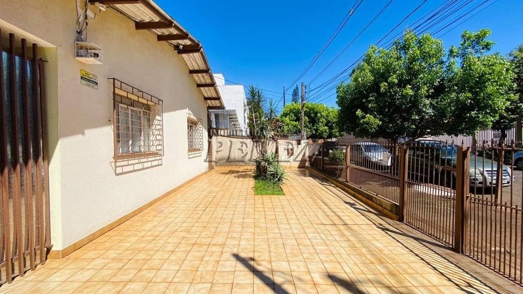 Casa, de 3 quartos, 164.69 m² à venda no Messiânico - Londrina/PR - Foto 3
