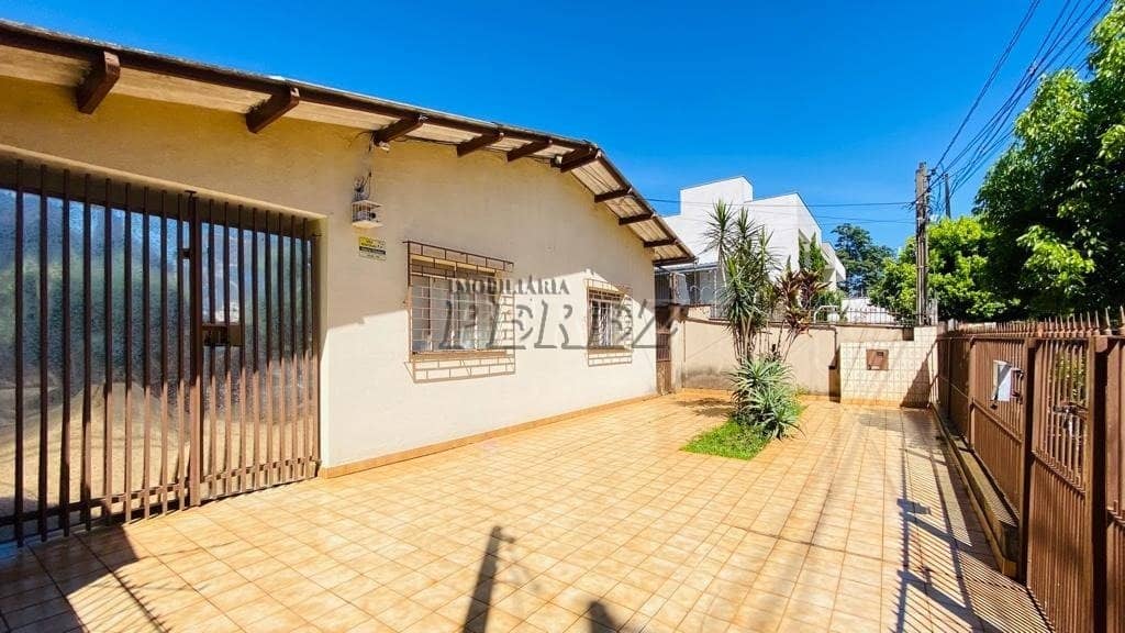 Casa, de 3 quartos, 164.69 m² à venda no Messiânico - Londrina/PR - Foto 2