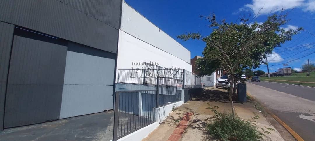 Galpão, 250 m² para alugar no Conjunto Parigot De Souza 1 - Londrina/PR - Foto 4