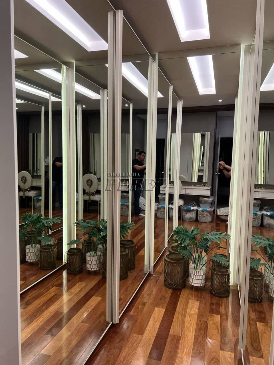 Apartamento no Edifício Casa Batlló, de 3 quartos, 245 m² à venda no Santa Rosa - Londrina/PR - Foto 3