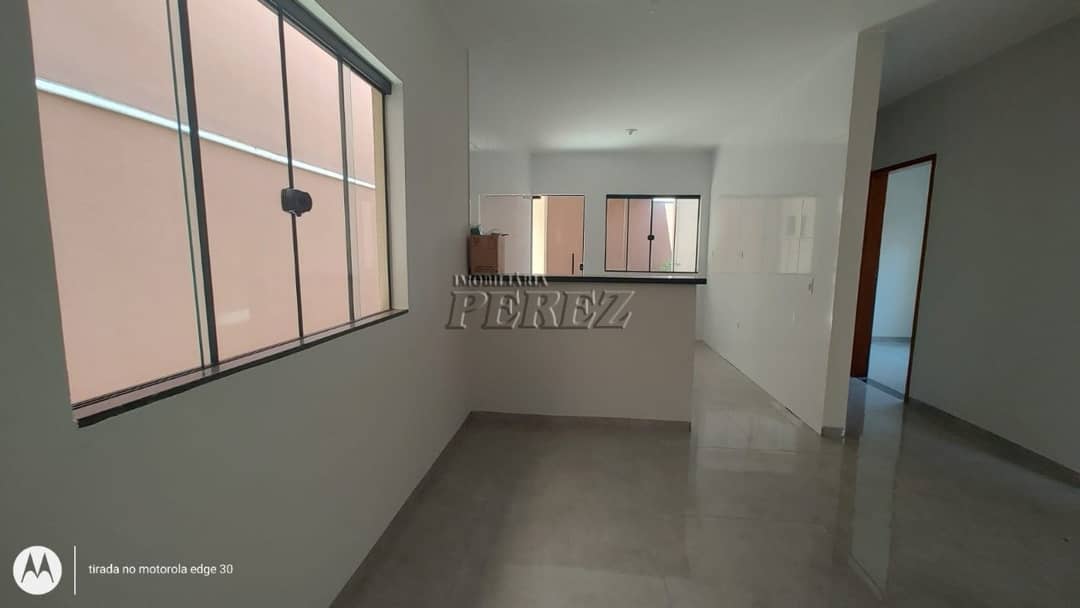 Casa, de 3 quartos, 108 m² para alugar no Jardim Arapongas - Londrina/PR - Foto 4