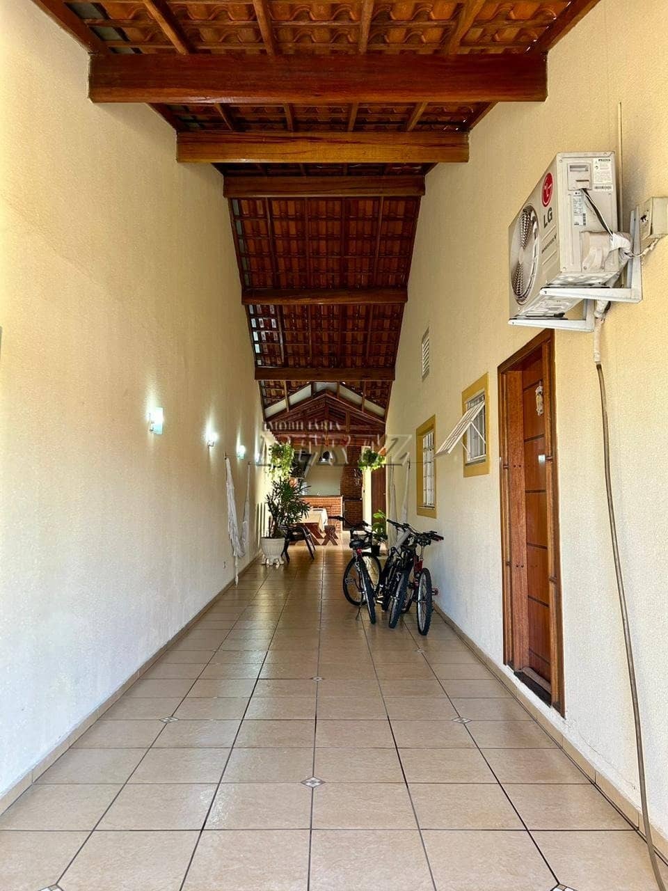 Casa, de 3 quartos, 250 m² à venda no Ideal - Londrina/PR - Foto 2