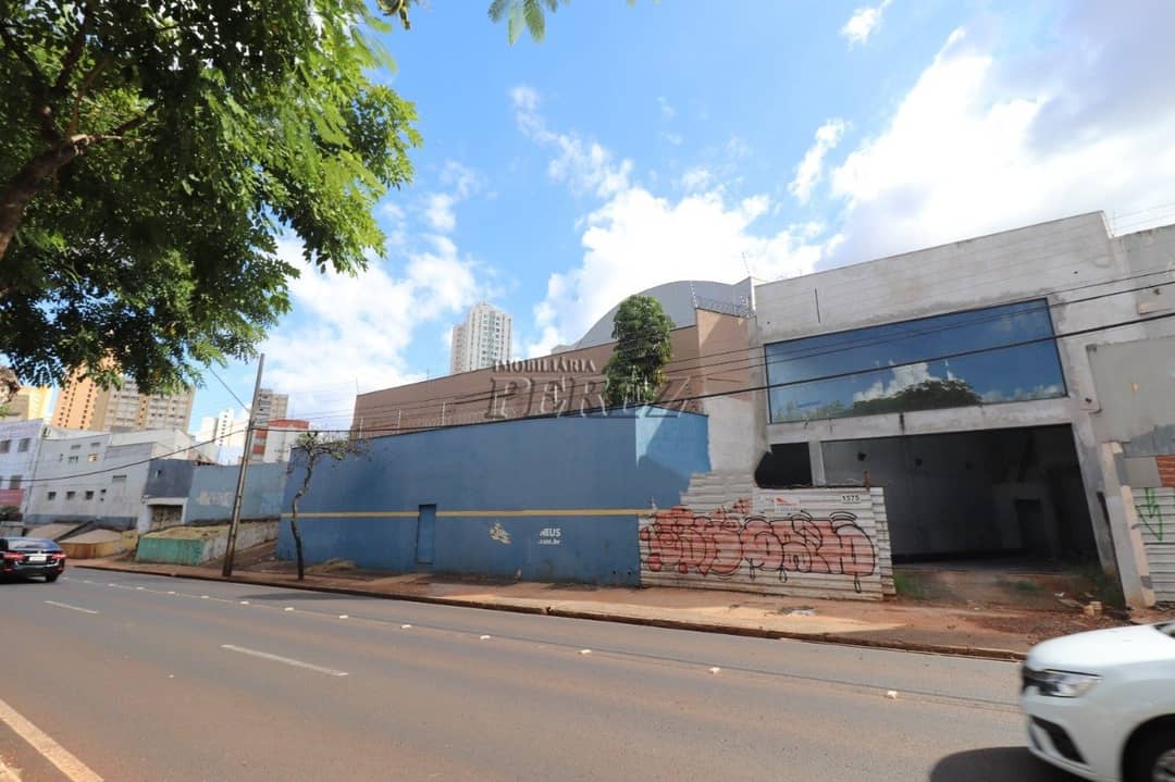 Galpão, 260 m² para alugar no Centro - Londrina/PR - Foto 3