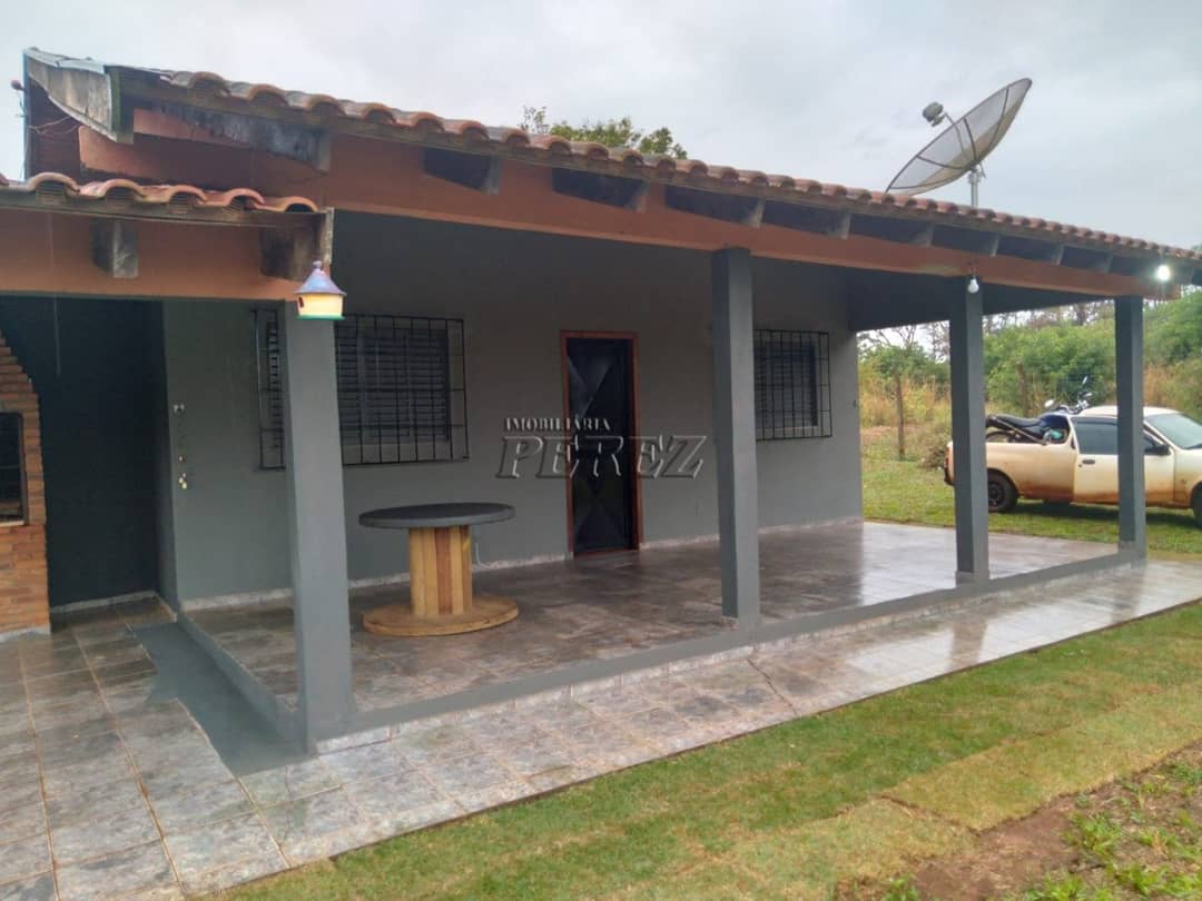 Imóveis Rurais, de 2 quartos, 60 m² à venda no Zona Rural - Primeiro De Maio/PR - Foto 1