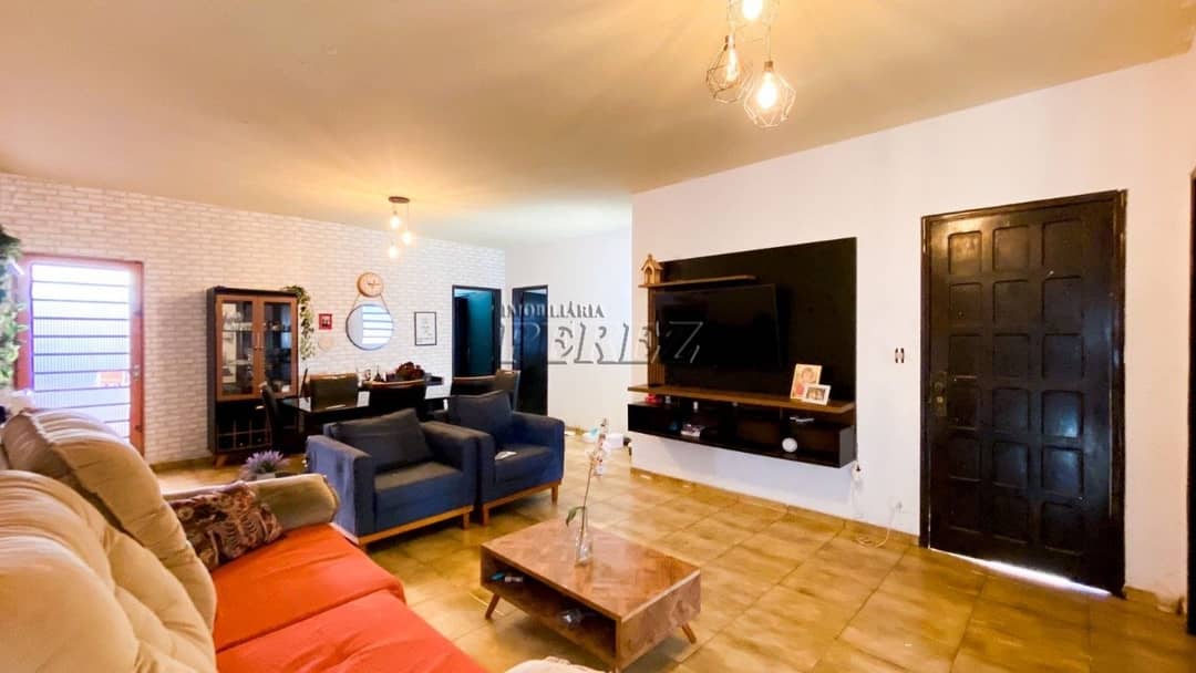 Casa, de 3 quartos, 186 m² à venda no Guanabara - Londrina/PR - Foto 3