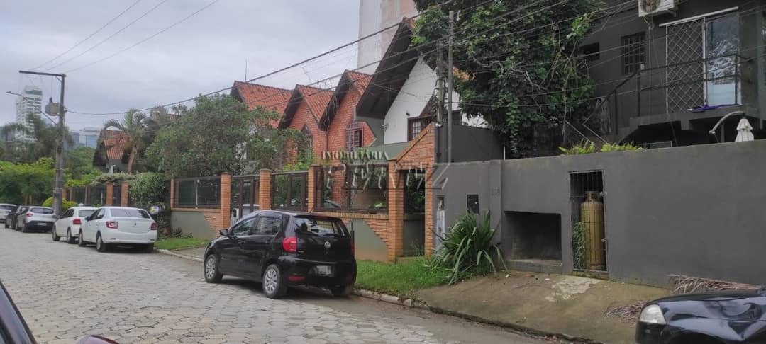 Sobrado, de 3 quartos, 141 m² à venda no Balneário Santa Clara - Itajaí/SC - Foto 2
