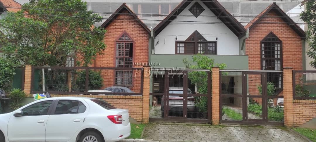 Sobrado, de 3 quartos, 141 m² à venda no Balneário Santa Clara - Itajaí/SC - Foto 0