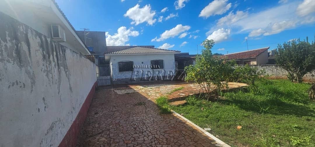 Casa para venda na rua Tiyome Kawabata, Jardim Itapoã - Foto 1