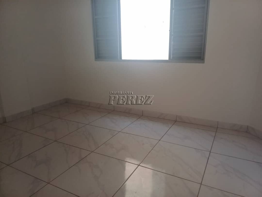 Apartamento no Edifício Rejane, de 2 quartos, 65.18 m² à venda no Centro - Londrina/PR - Foto 4