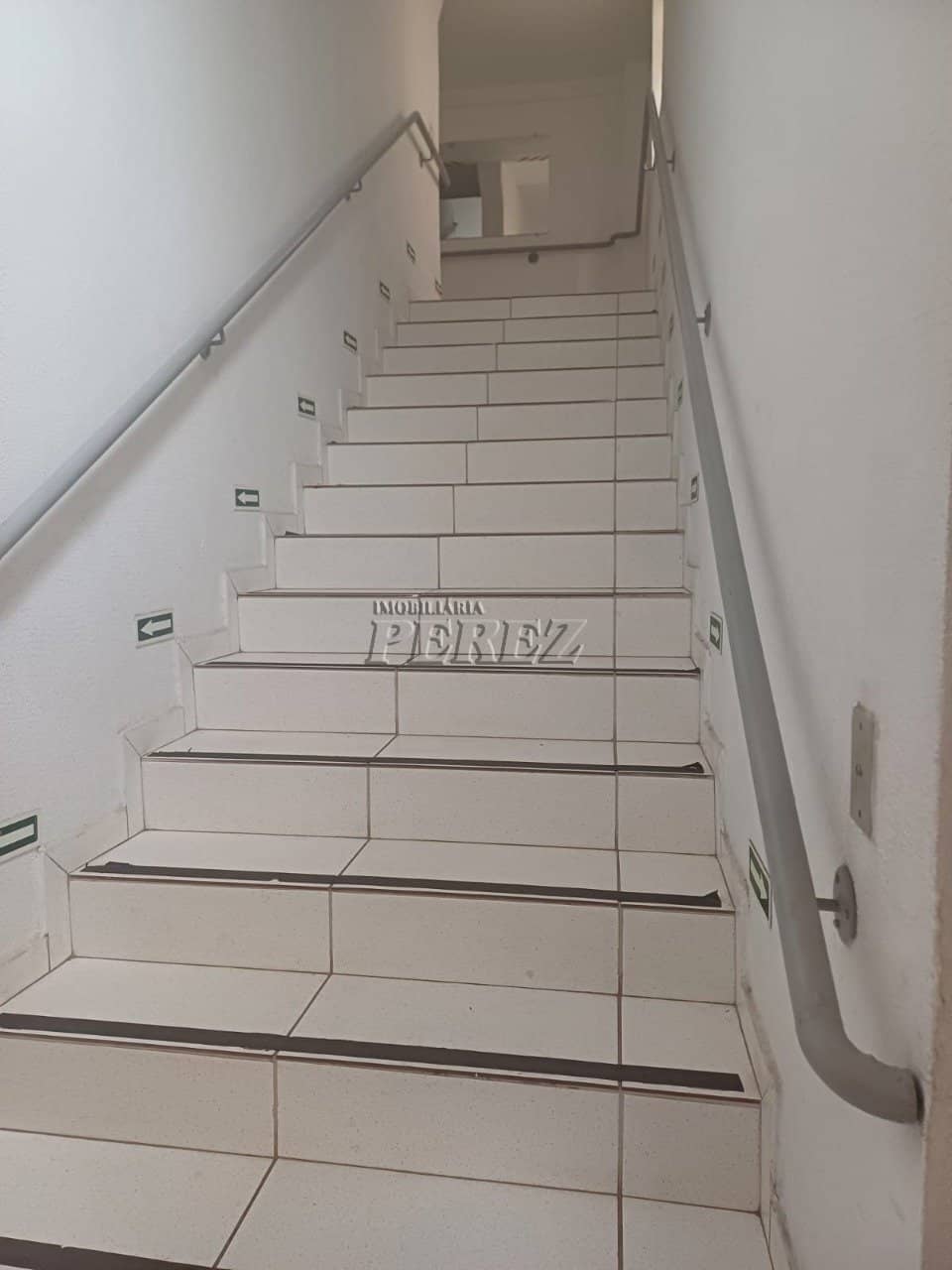 Apartamento, de 1 quarto para alugar no Vila Balarotti - Londrina/PR - Foto 1