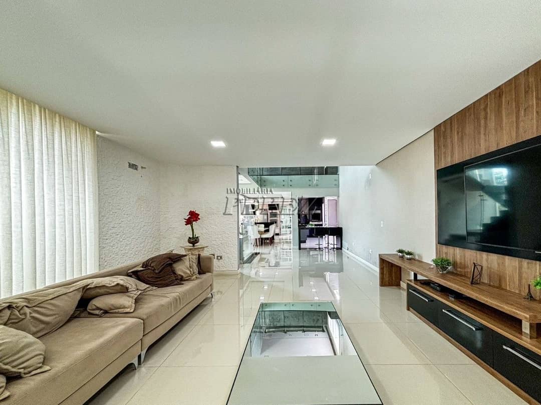 Casa  no Condomínio Golden Park Residence, de 3 quartos, 356 m² à venda no Aragarca - Londrina/PR - Foto 4