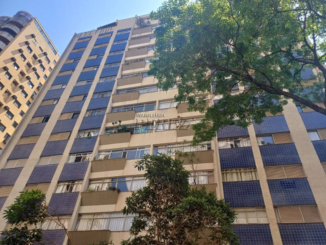 Apartamento no Condomínio Edifício Marchezini, de 3 quartos, 109 m² à venda no Centro - Londrina/PR - Foto 1