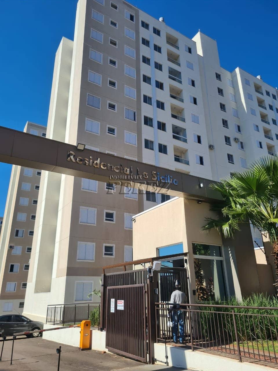 Apartamento no Condomínio Residencial La Sicília, de 2 quartos, 46 m² à venda no Gleba Fazenda Palhano - Londrina/PR - Foto 0