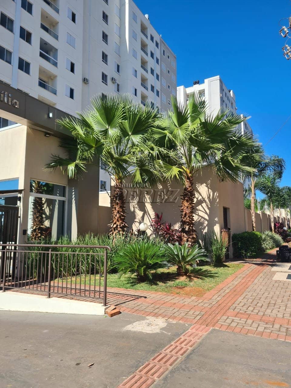 Apartamento no Condomínio Residencial La Sicília, de 2 quartos, 46 m² à venda no Gleba Fazenda Palhano - Londrina/PR - Foto 1