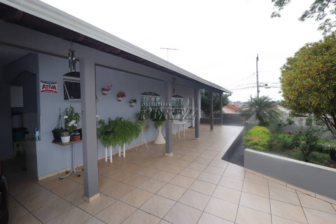Casa a venda na rua Dorival Cavassani, Conjunto Ernani Moura Lima - Foto 0