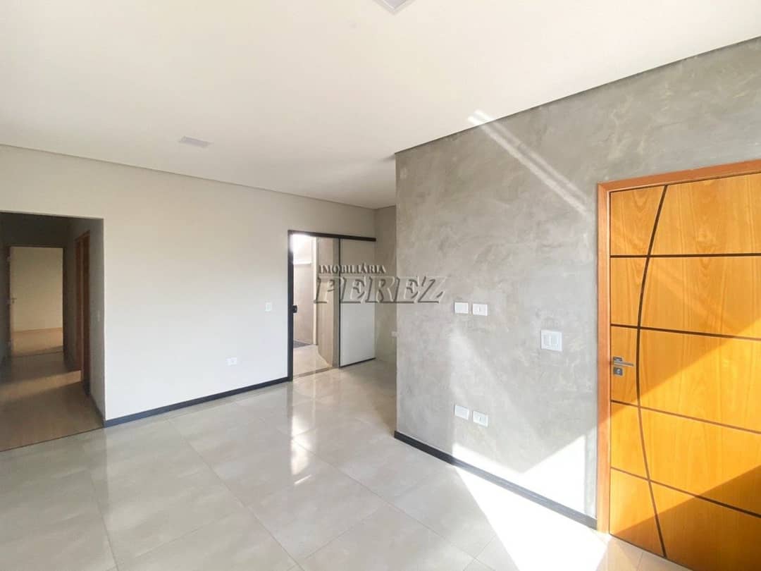 Casa, de 2 quartos, 62 m² à venda no Tarobá - Londrina/PR - Foto 1