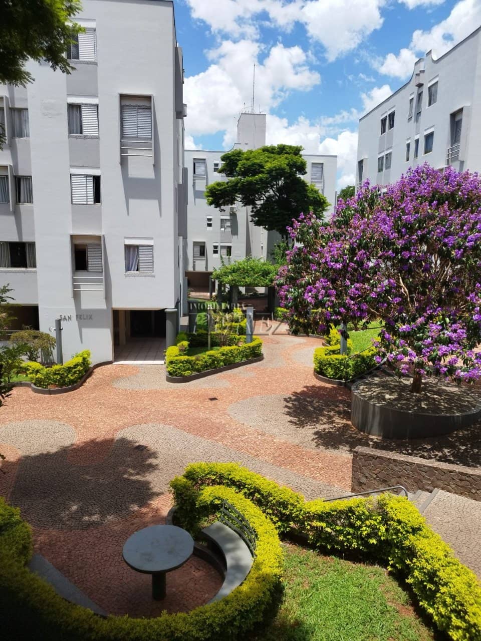 Apartamento no Residencial Monterrey, de 3 quartos, 76 m² à venda no Antares - Londrina/PR - Foto 0