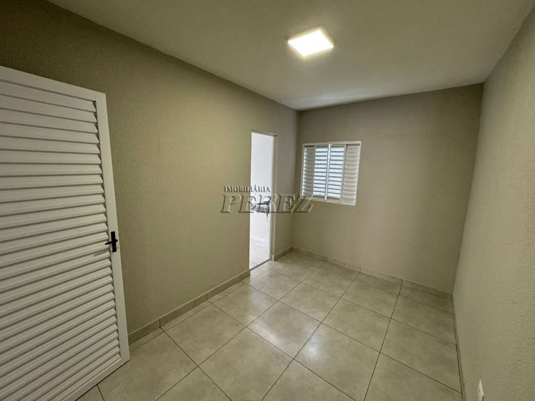 Galpão, 200 m² à venda no Vila Ziober - Londrina/PR - Foto 4