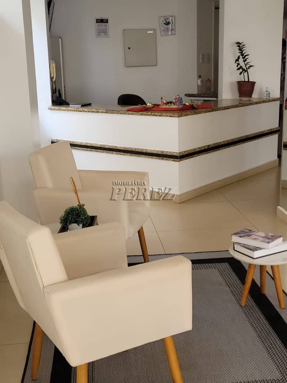 Apartamento no Edifício Itatiaia, de 3 quartos, 74.1 m² à venda no Centro - Londrina/PR - Foto 3