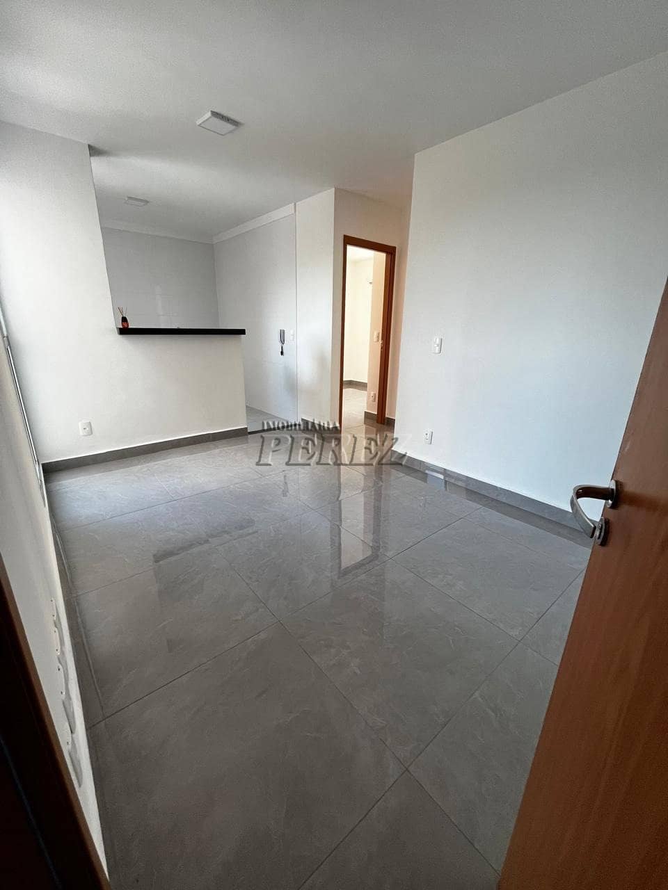 Apartamento no Residencial Lagoa Santa, de 2 quartos, 43.62 m² à venda no Acquaville - Londrina/PR - Foto 2