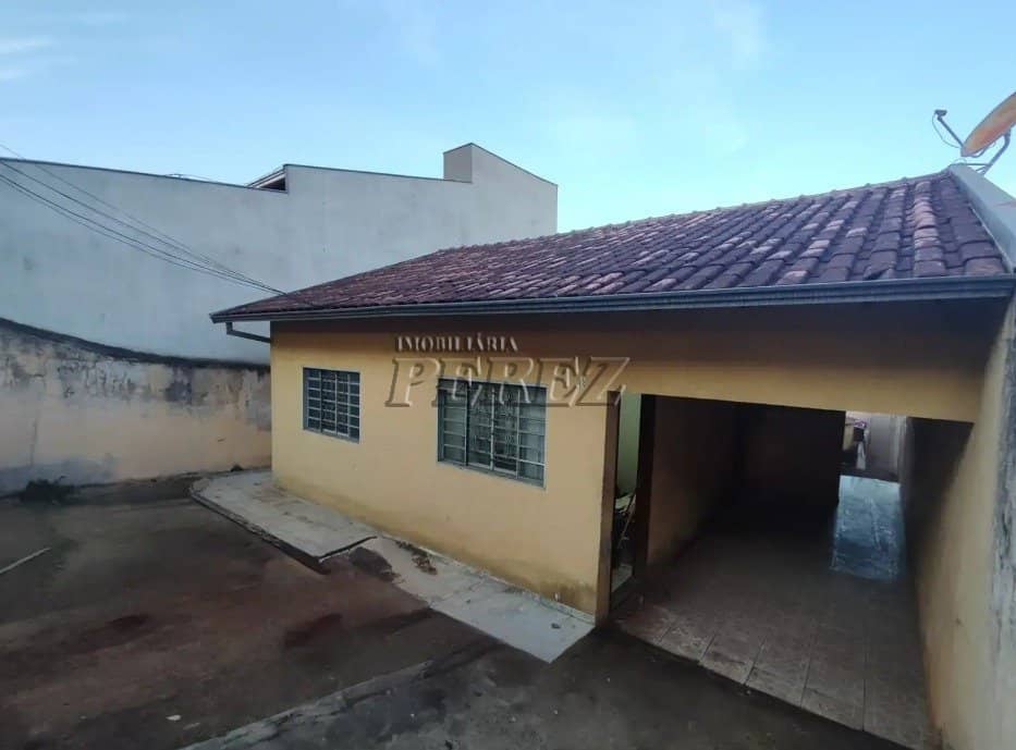 Casa à Venda no Jardim Tokio, Rua Yoshikawa Koji zona Oeste de londrina - Foto 1