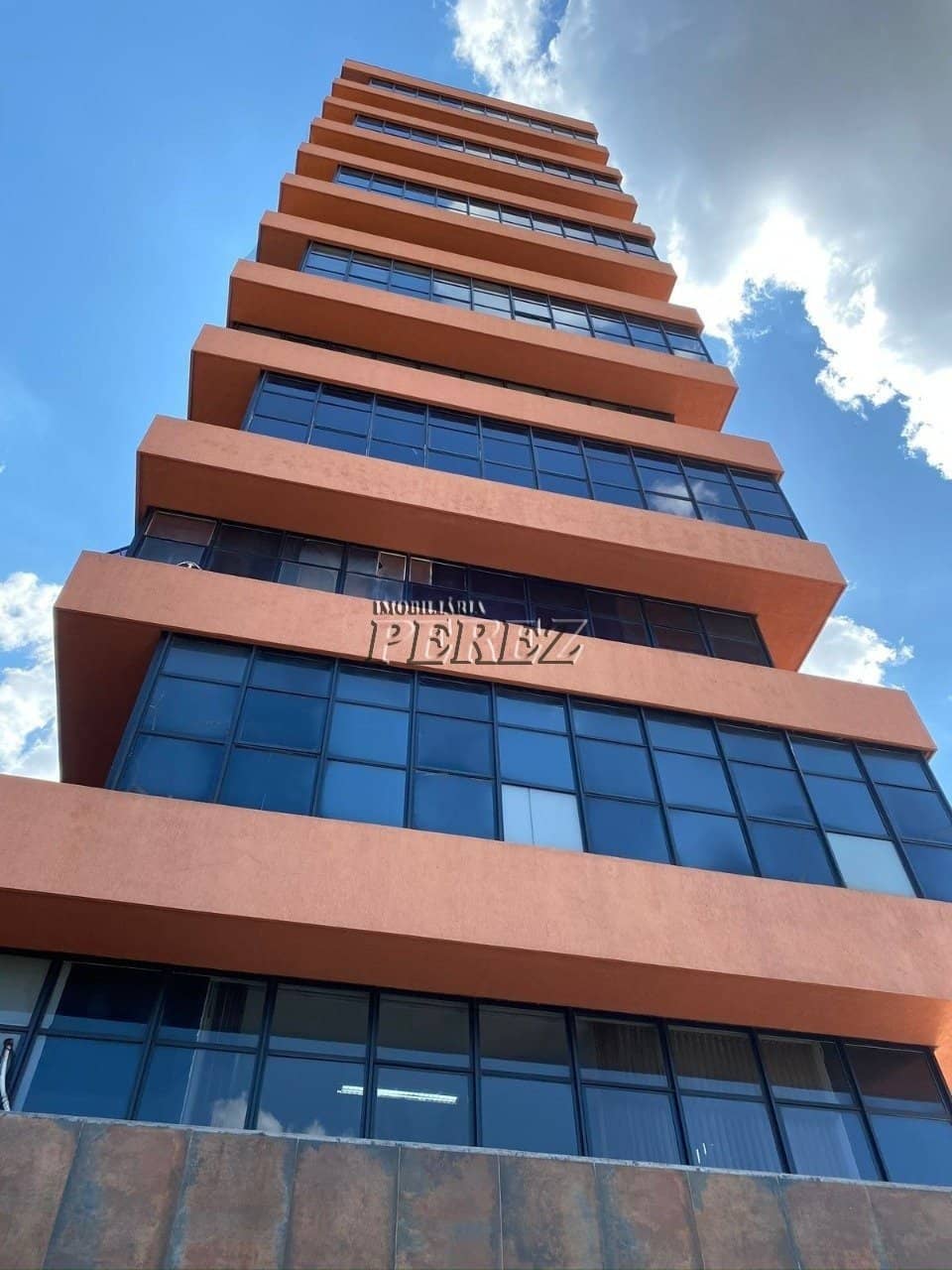 Salas no Condomínio Comercial Londricenter, 44.18 m² à venda no Centro - Londrina/PR - Foto 0