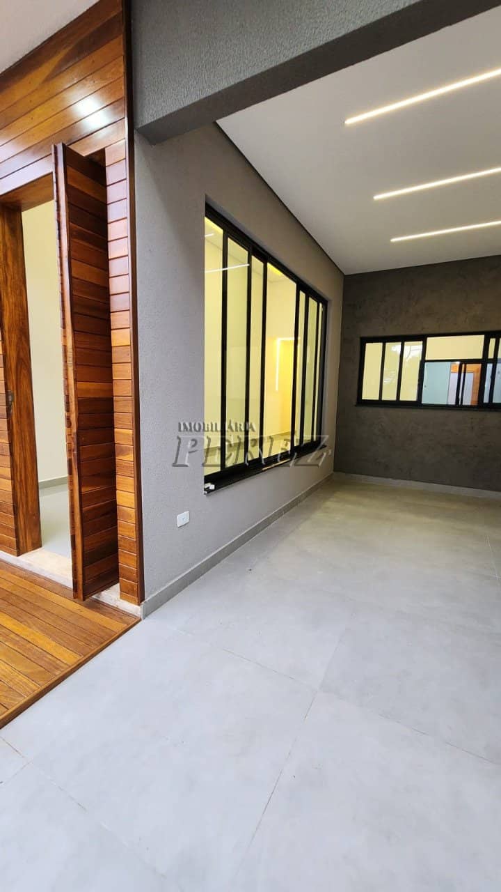Casa, de 3 quartos, 135 m² à venda no Parque Residencial Joaquim Toledo Piza - Londrina/PR - Foto 2