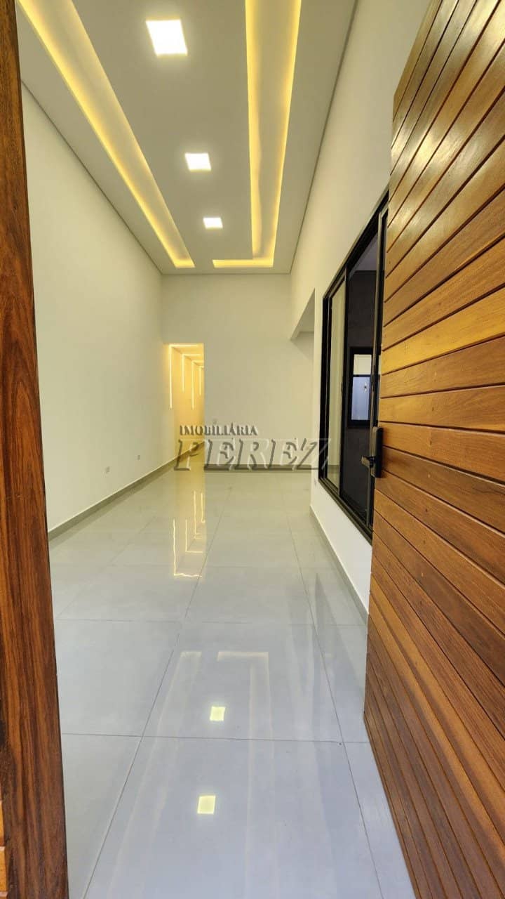 Casa, de 3 quartos, 135 m² à venda no Parque Residencial Joaquim Toledo Piza - Londrina/PR - Foto 3
