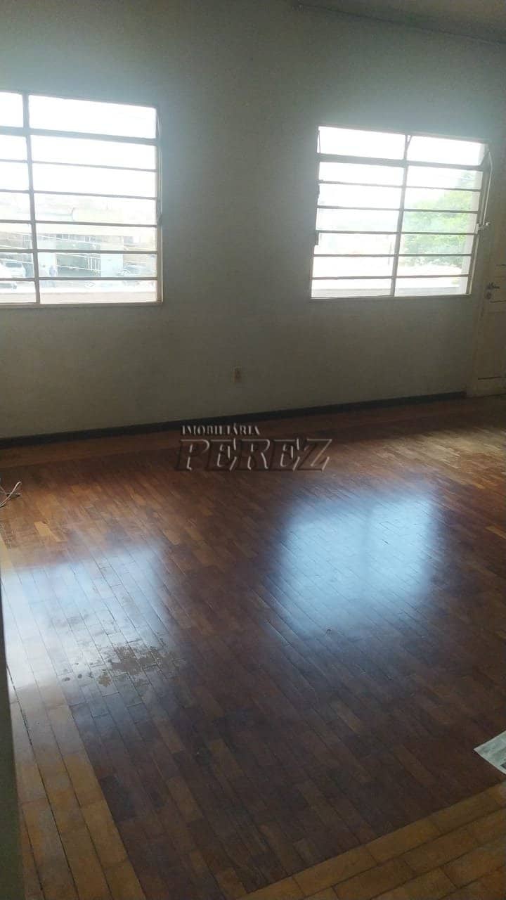 Apartamento a venda na rua São Jerônimo, no Edifício Campina, região Central de Londrina - Foto 2