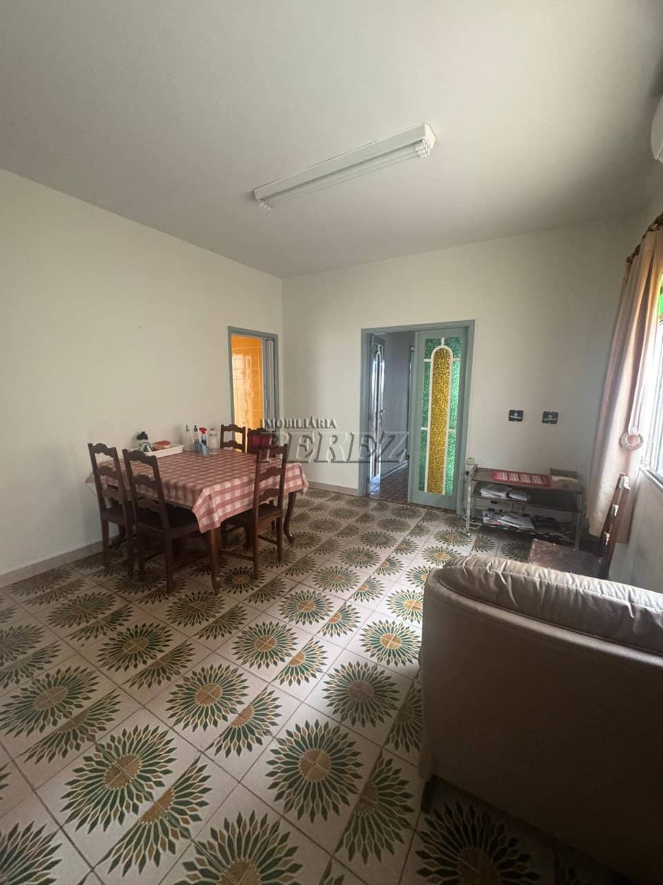 Casa, de 4 quartos, 323 m² à venda no Centro - Londrina/PR - Foto 3