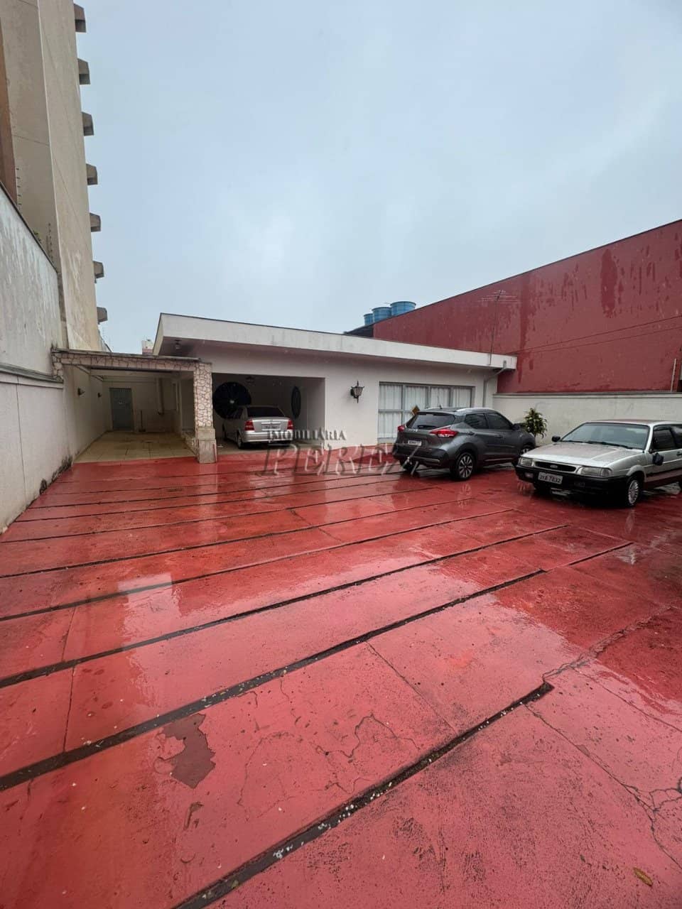 Casa, de 4 quartos, 323 m² à venda no Centro - Londrina/PR - Foto 1