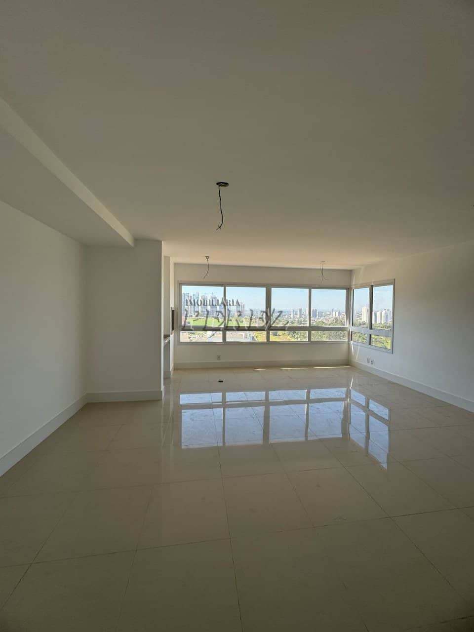 Apartamento no Greenwich Park, de 3 quartos, 124 m² à venda no Gleba Fazenda Palhano - Londrina/PR - Foto 3
